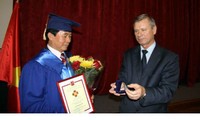 MAEP honours Major-General Trinh Quoc Khanh 