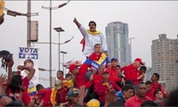 Venezuelan voters cast ballots for president 