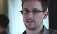 Venezuela, Nicaragua offer asylum to Snowden