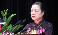 Head of PCC Commission for Mass Mobilization meets voters in Ha Giang province