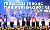 Ho Chi Minh city marks 15 years of youth volunteer campaign