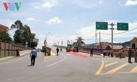 Cambodia’s newly-built bridge facilitates goods transportation to Vietnam