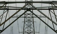 Ukraine resumes electricity to Crimea