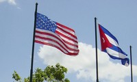 Cuba, US sign deal to resume commercial flights