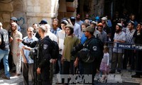 18 Palestinians injured in clashes with Israel force at Al-Aqsa mosque compound