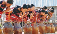 K’ho ritual of drinking straw wine