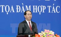 President attends Vietnam-China economic, trade cooperation seminar