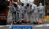 Kremlin calls British allegations in spy poisoning case unacceptable