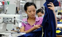 Vietnam’s export turnover hits 200 billion USD