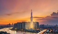 Race to Summit experienced at Vinpearl Luxury Landmark 81