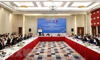 Vietnam pledges to further enhance administrative reform