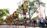 Belgium stilt walking artists ready to join Hue Festival 2022