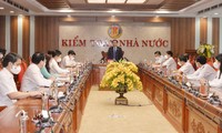 Top legislator urges State audit office to improve operational efficiency