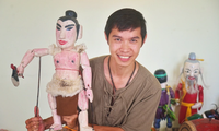 Young Hanoian keeps traditional crafts alive