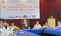 Xây dựng hình ảnh Việt Nam qua các hoạt động du lịch