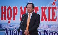 Đà Nẵng Họp mặt kiều bào về quê đón Tết Giáp Ngọ 2014 