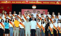  Ghi nhận công lao những người hiến máu tình nguyện năm 2014