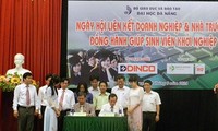 Ươm mầm khát vọng doanh nhân trẻ                     