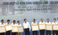 Chính phủ giúp người đân đồng bằng sông Cửu Long có chỗ ở ổn định, an toàn, không bị ngập lụt