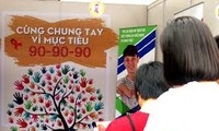  Chung tay đẩy lùi HIV/AIDS