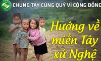 Cộng đồng chung tay làm từ thiện giúp trẻ em nghèo