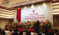 Kỷ niệm 60 năm Hội Nhà văn Việt Nam