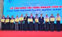 Tôn vinh 53 trí thức khoa học và công nghệ tiêu biểu năm 2017 