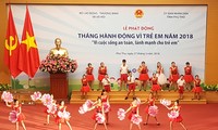 Tháng hành động vì trẻ em:  Vì cuộc sống an toàn, lành mạnh cho trẻ em