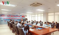 Bàn giao máy soi do Hoa Kỳ tài trợ Hải quan Việt nam