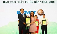 Trao giải Cuộc bình chọn Doanh nghiệp niêm yết năm 2018 