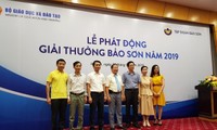 Phát động giải thưởng Bảo Sơn 2019