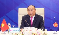 Lãnh đạo ASEAN kêu gọi doanh nghiệp đồng lòng vượt qua khó khăn do COVID-19