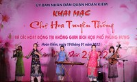 Khai mạc chợ hoa truyền thống Hàng Lược và các hoạt động tại không gian bích họa phố Phùng Hưng