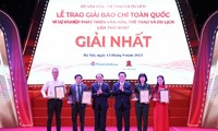 Trao giải báo chí toàn quốc “Vì sự nghiệp phát triển Văn hóa, Thể thao và Du lịch” lần thứ nhất