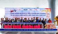 Chuyến bay quốc tế đầu tiên trong năm nay từ Hàn Quốc đến Huế