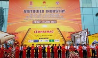 Khai mạc Triển lãm Quốc tế VIETBUILD INDUSTRY 2024 