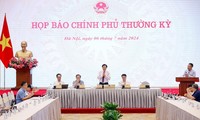 Họp báo Chính phủ: Nhiều chuyên gia đánh giá cao kết quả và triển vọng kinh tế Việt Nam