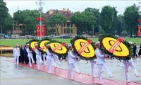 Lãnh đạo Đảng, Nhà nước vào Lăng viếng Chủ tịch Hồ Chí Minh