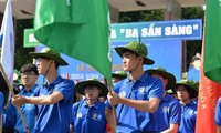 Thính giả muốn được thông tin thanh  niên tình nguyện hè; những nhà thiết kế thời trang; chế độ ăn chay của người Việt