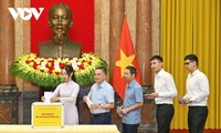 Văn phòng Chủ tịch nước quyên góp, ủng hộ đồng bào khắc phục hậu quả bão Bualoi