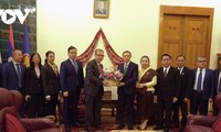 Đại sứ quán Việt Nam tại Nga chúc mừng Đại sứ quán Lào nhân dịp 50 năm Quốc khánh Lào