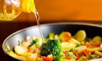 Sử dụng đúng cách chất đạm và dầu, mỡ để tốt cho sức khỏe