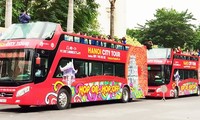 Khám phá Hà Nội bằng xe bus 2 tầng