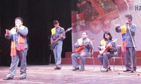 Gala “Conexión entre amigos-Feliz Año Nuevo 2012” en Hanoi