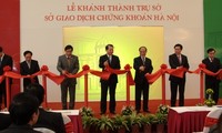 Inauguran Oficina central de transacciones bursátiles de Hanoi