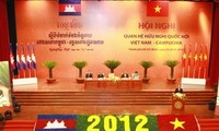 En Ciudad Ho Chi Minh Conferencia de Amistad parlamentaria Vietnam- Cambodia 