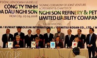 Firman proyecto de construcción del Complejo petroquímico en Thanh Hoa