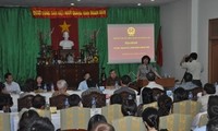 Vietnamitas en Tailandia aportan al proyecto de enmienda constitucional