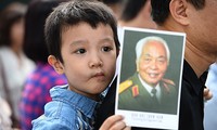 Llora el pueblo vietnamita al general Giap