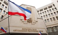 Crimea declara independencia y cierra espacio aéreo